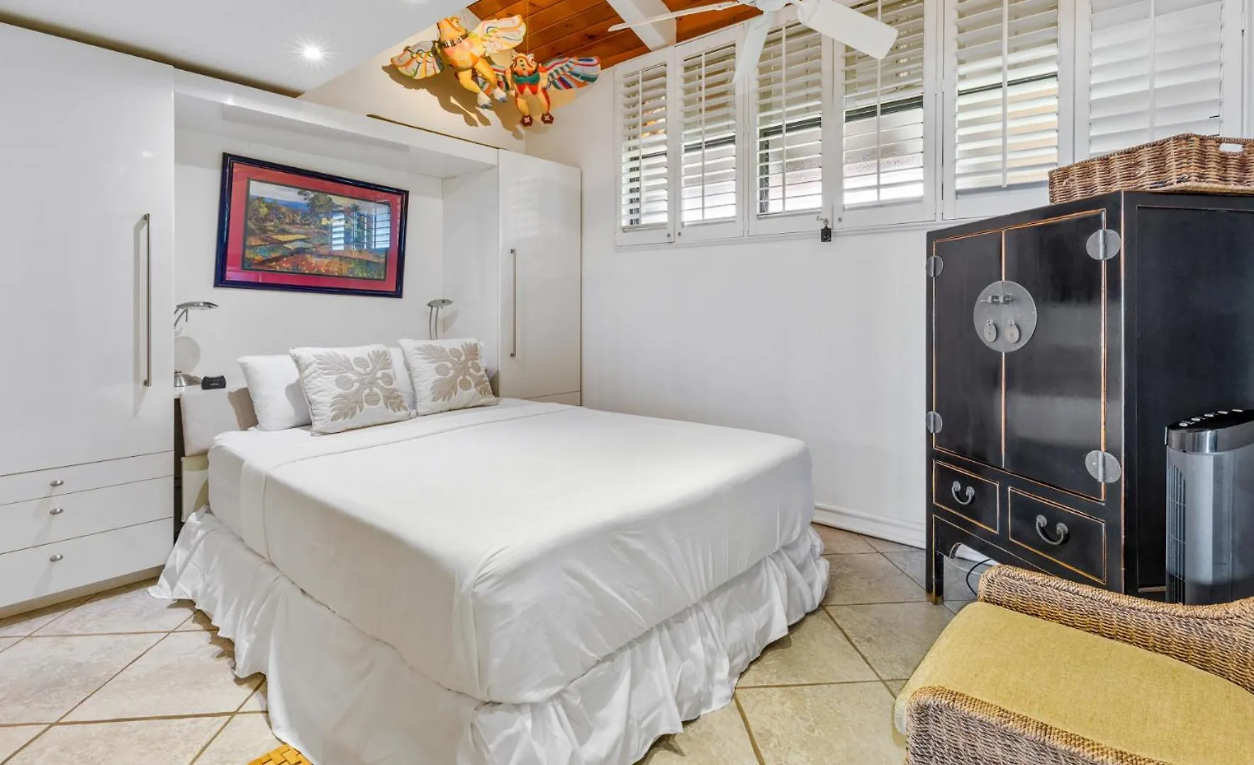Apartment Noniluna 1 & 2 Rent Together - Sleeps 20 Lahaina United States